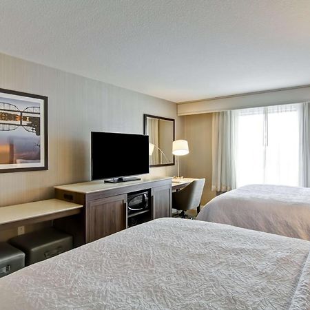 Hampton Inn & Suites By Hilton Saskatoon Airport מראה חיצוני תמונה